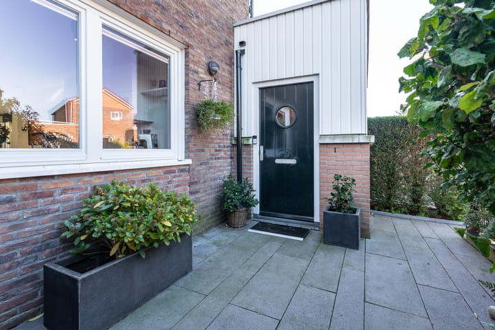 Foto 53 van Varenmos 10