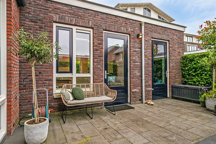 Bekijk foto 46 van Notaris van Puttenstraat 16