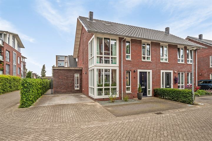 Bekijk foto 48 van Notaris van Puttenstraat 16