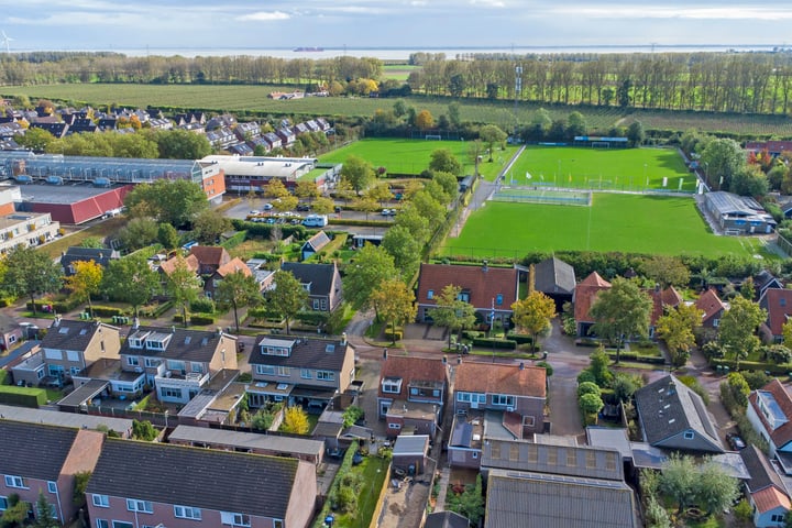 Bekijk foto 33 van Langeweg 23