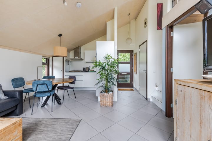 Foto 2 van Oostgrasdijk 1-019