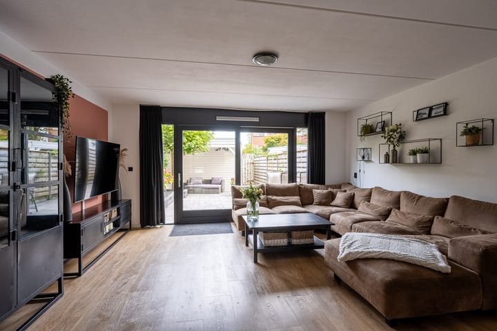 Foto 2 van Lusthofstraat 56