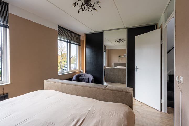 Photo 23 of Lusthofstraat 56