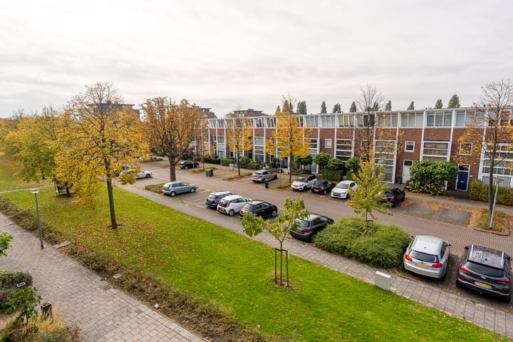 Photo 39 of Lusthofstraat 56