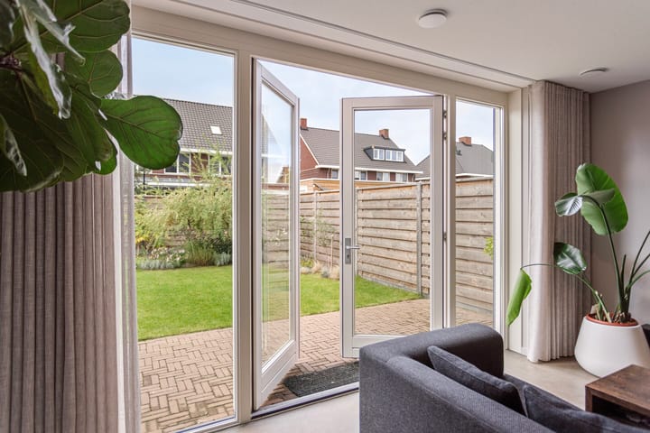 Photo 10 of Claudius Civilis 16