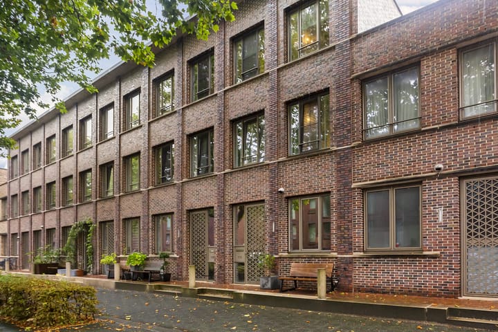 Foto 2 van Parallelweg 110