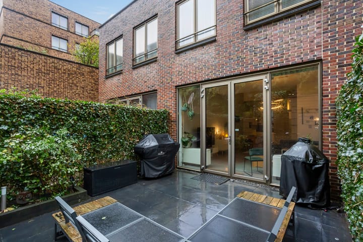 Foto 9 van Parallelweg 110