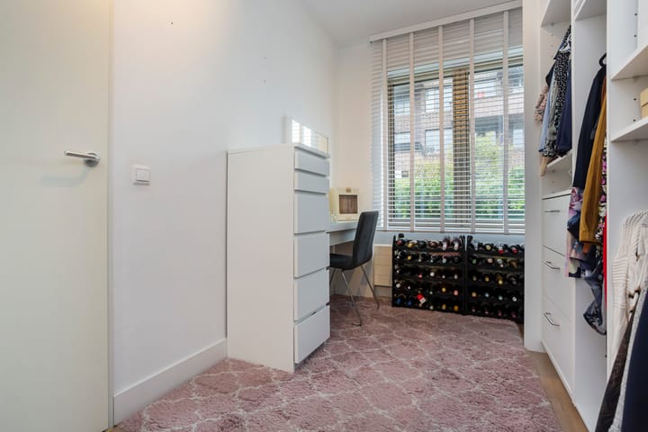 Foto 17 van Parallelweg 110