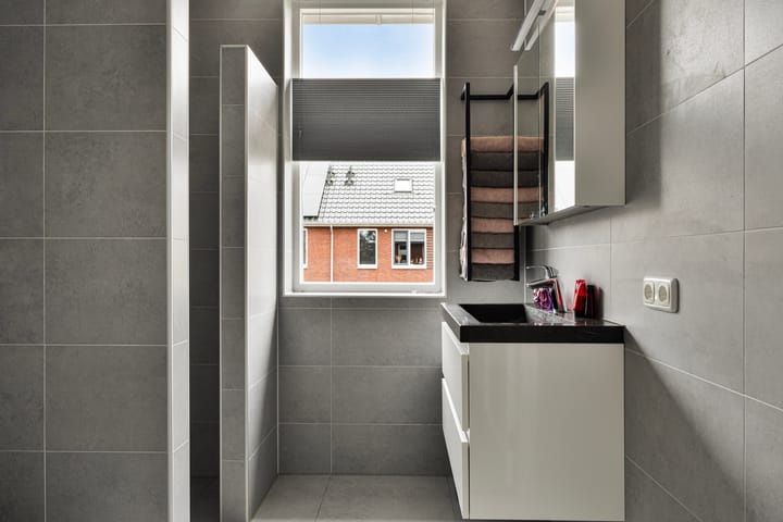 Foto 21 van C.J. van Doornstraat 44