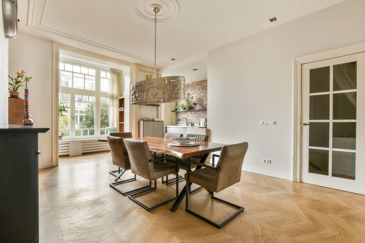 Photo 10 of Moreelsestraat 35-2