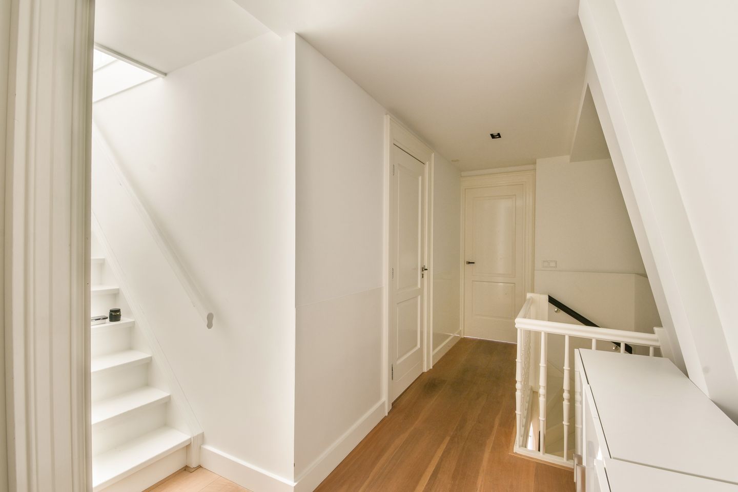 Photo 44 of Moreelsestraat 35-2