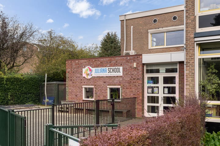 Foto 28 van Irenestraat 13