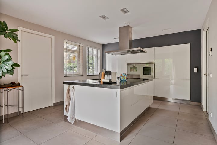 Foto 27 van Dr. Hein Hoeben laan 7