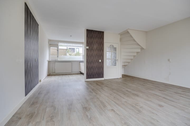 Foto 25 van Heggerank 16