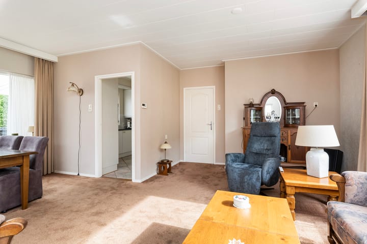 Foto 15 van Julianastraat 19