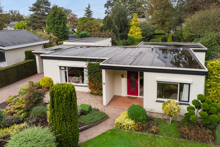 Foto 2 van Julianastraat 19