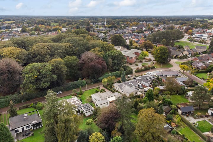 Foto 33 van Julianastraat 19