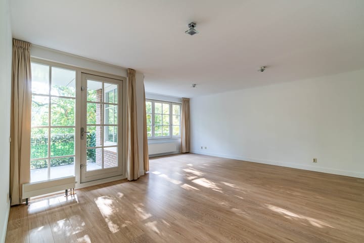 Foto 6 van Rijksstraatweg 733-B