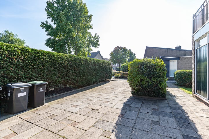 View photo 46 of Burgemeester Dekkingstraat 22