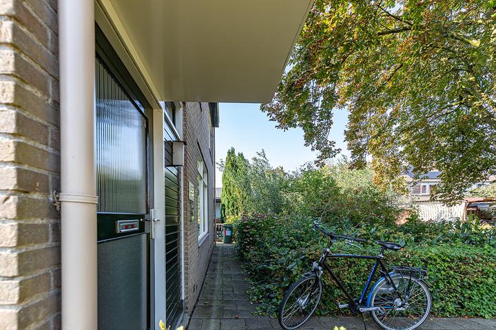 View photo 50 of Burgemeester Dekkingstraat 22