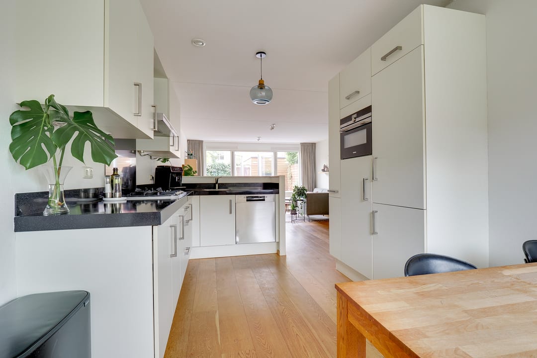 Photo 13 of Hooft Graaflandstraat 38-A