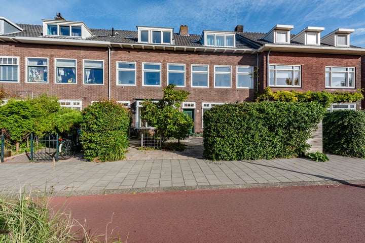 View photo 34 of Zaanenstraat 133