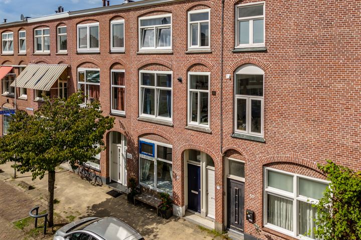 Bekijk foto van Johannes Camphuysstraat 13