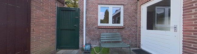 View 360° photo of Achtertuin of Spoorstraat 25