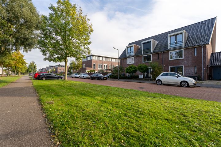 Bekijk foto 40 van Piet Mondriaansingel 40