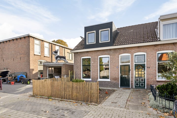 View photo 26 of Oranjestraat 66