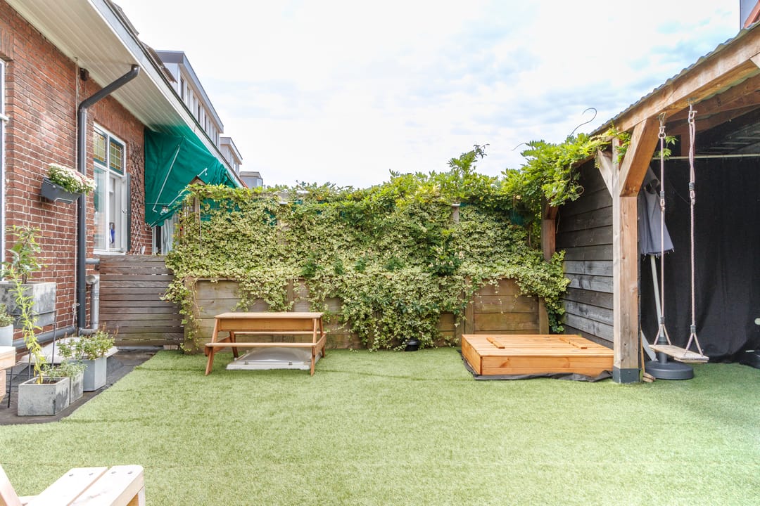 Foto 31 van Van 't Hoffstraat 21