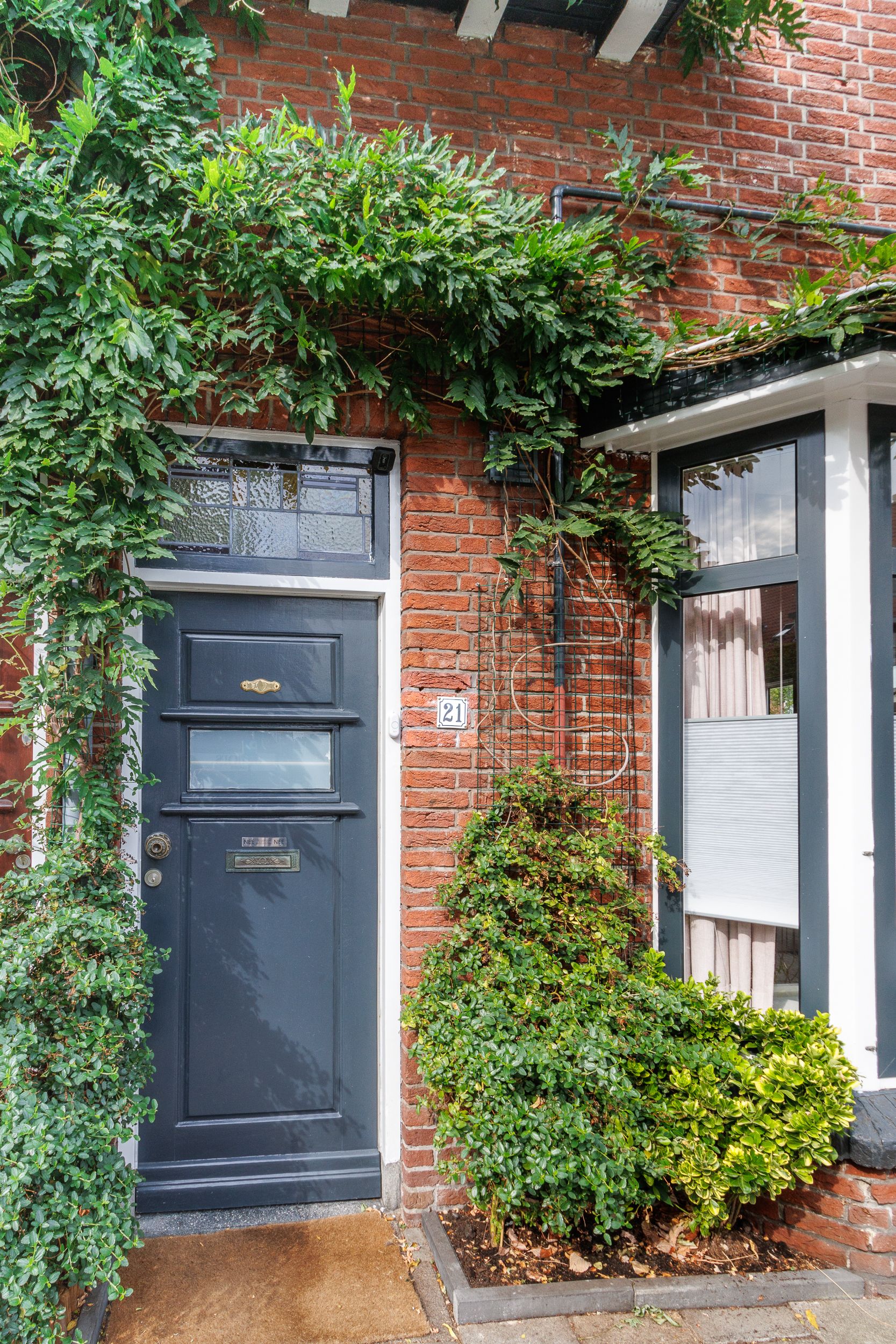 Foto 45 van Van 't Hoffstraat 21