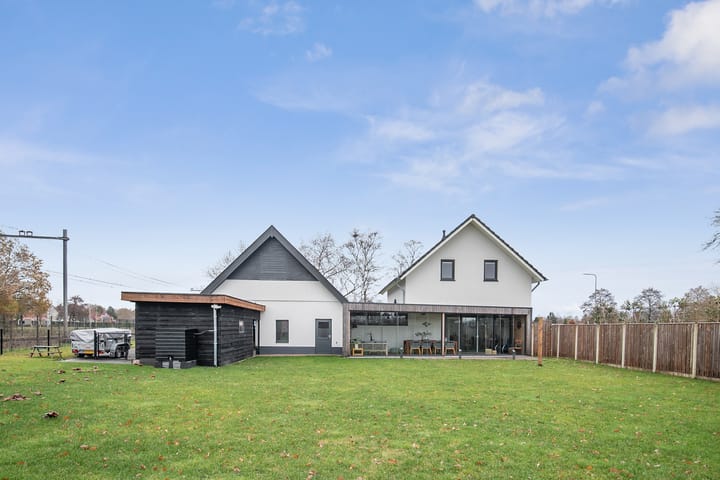 Foto 24 van Stationsstraat 3