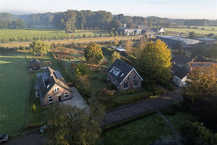 Bekijk foto 50 van Klarenbeekseweg 14