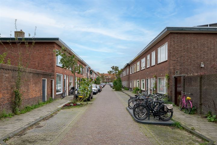 View photo 5 of Roemer Visscherstraat 34