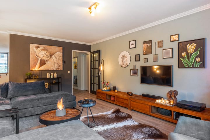 Foto 13 van Smaragd 29