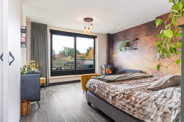 Foto 24 van Smaragd 29