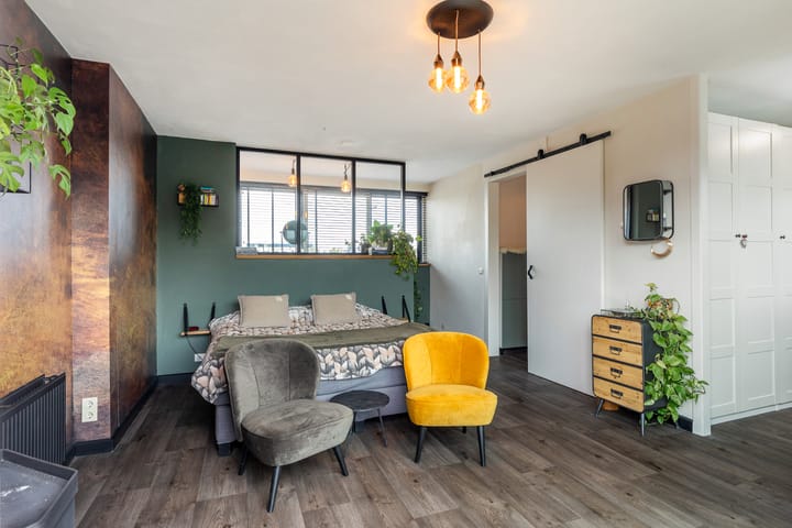 Foto 27 van Smaragd 29