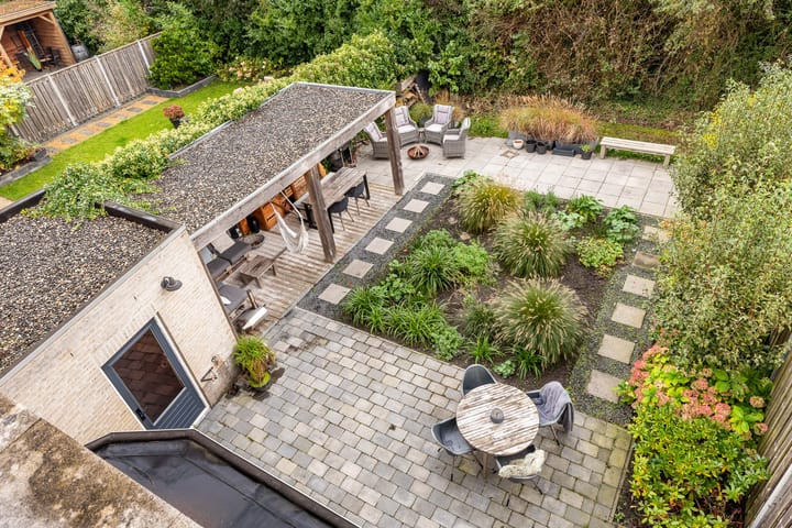 Foto 32 van Smaragd 29