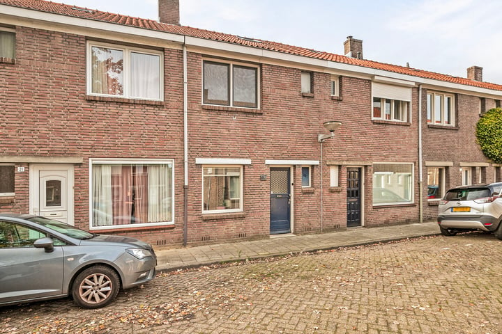 Bekijk foto 3 van Da Costastraat 19