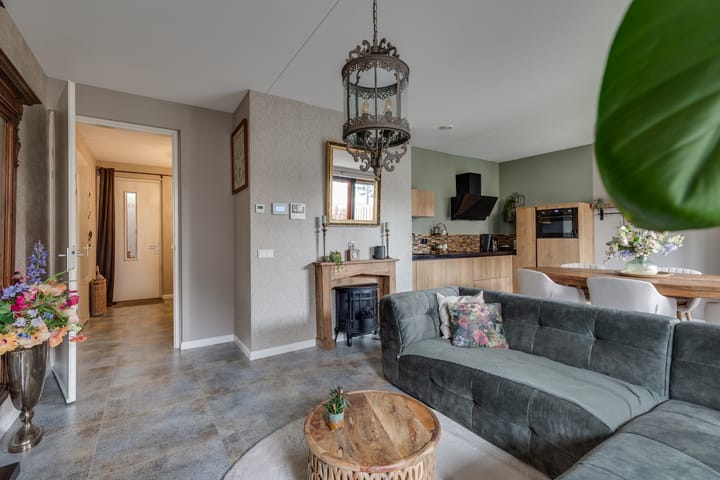 Foto 2 van F B Deurvorststraat 63