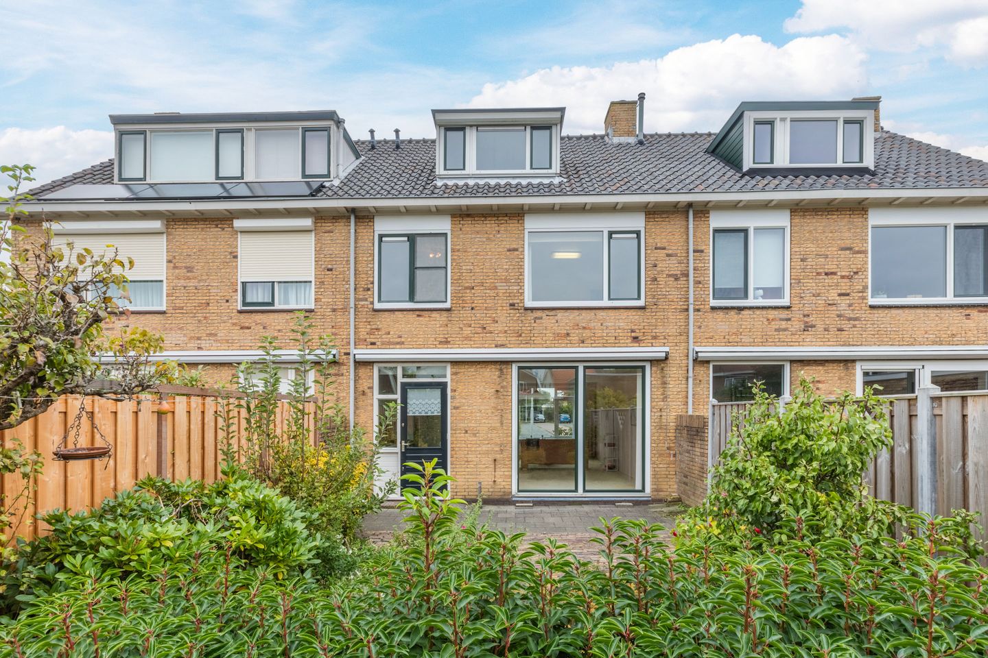 Foto 1 van Jean Henri Dunantstraat 4