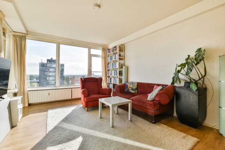 Photo 2 of Maassluisstraat 396