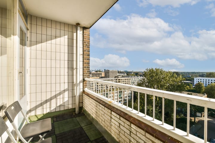 Photo 12 of Maassluisstraat 396