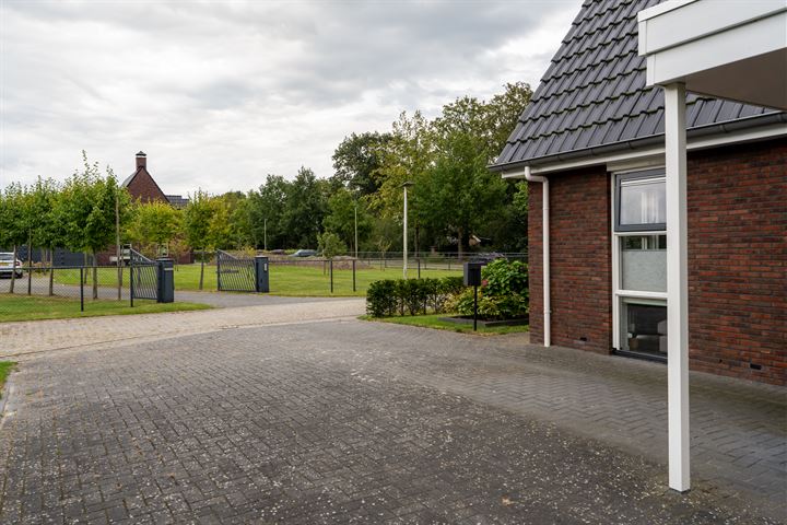 Bekijk foto 43 van Krommewijk 15-E