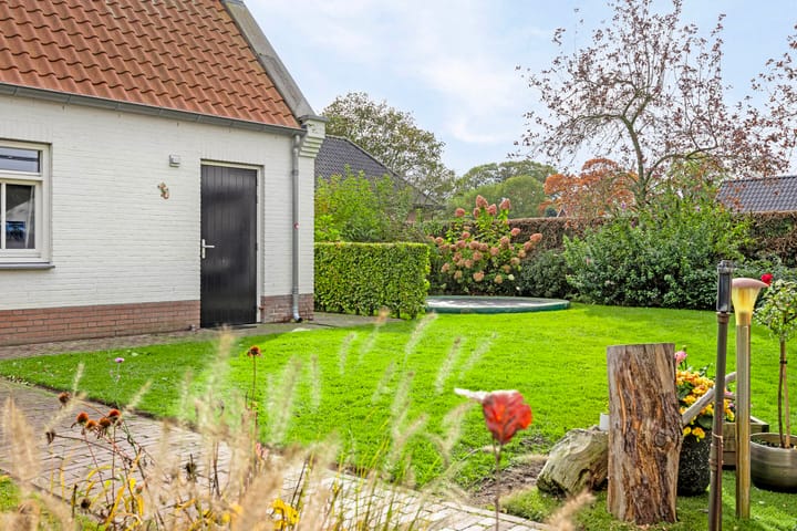 Foto 66 van Averbodeweg 7-A