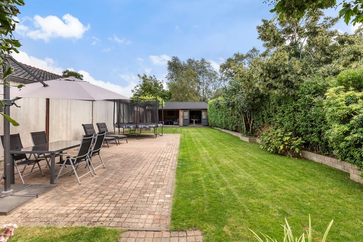 Foto 12 van Spoorbrugweg 11