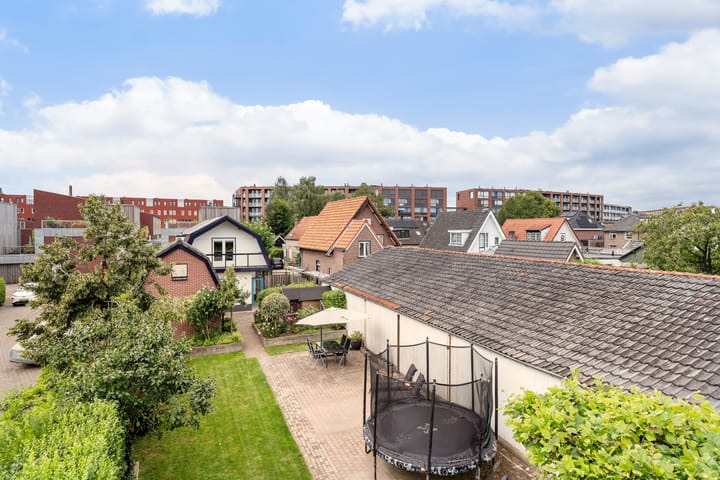 Foto 17 van Spoorbrugweg 11