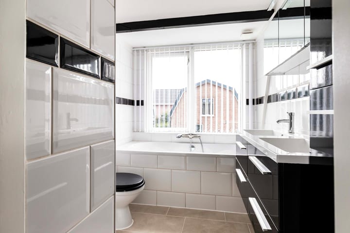 Foto 28 van Spoorbrugweg 11