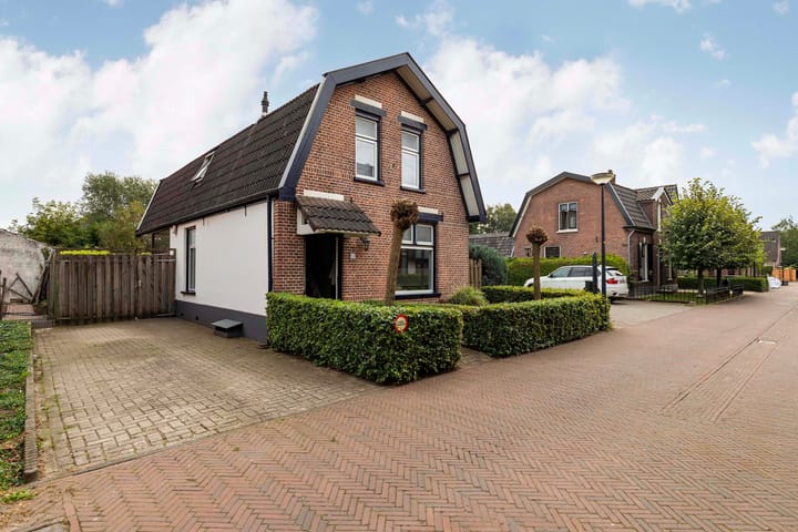 Foto 33 van Spoorbrugweg 11